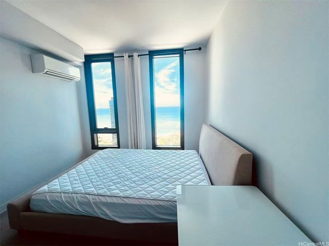987 Queen Street 4002, Honolulu, HI 96814