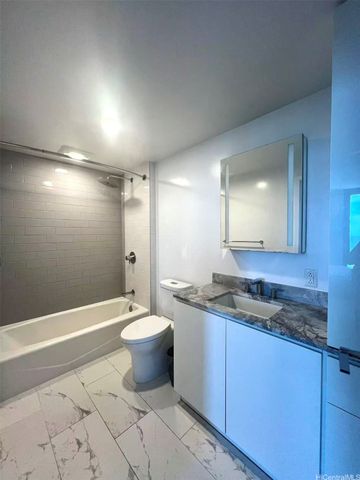 987 Queen Street 4002, Honolulu, HI 96814