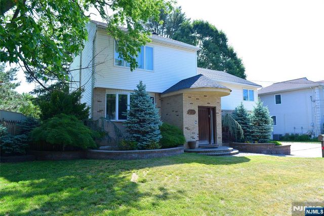 3-07 Dorothy Street, Fair Lawn, NJ 07410