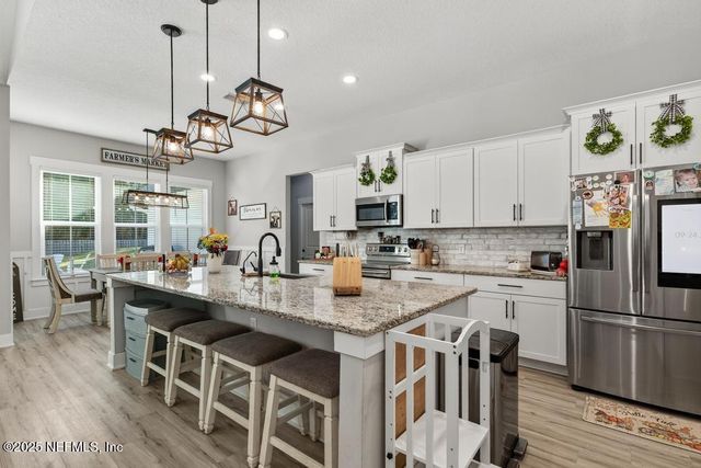 75774 EDWARDS Road, Yulee, FL 32097