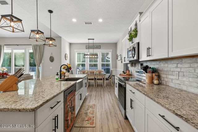 75774 EDWARDS Road, Yulee, FL 32097