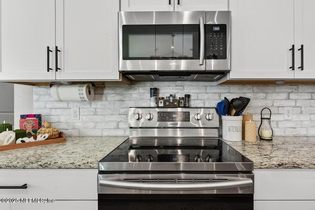 75774 EDWARDS Road, Yulee, FL 32097