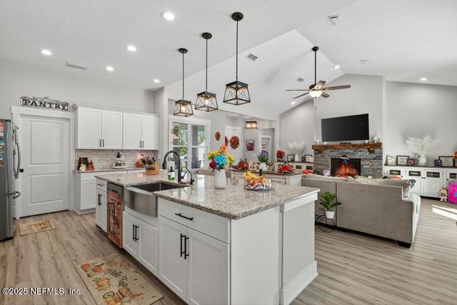 75774 EDWARDS Road, Yulee, FL 32097