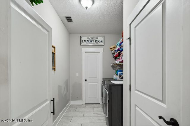 75774 EDWARDS Road, Yulee, FL 32097