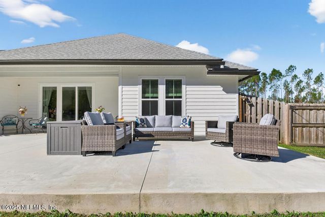 75774 EDWARDS Road, Yulee, FL 32097