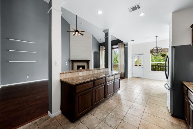 2705 Golden Gate PARK, Austin, TX 78732