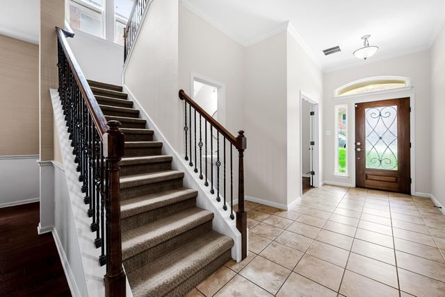 2705 Golden Gate PARK, Austin, TX 78732