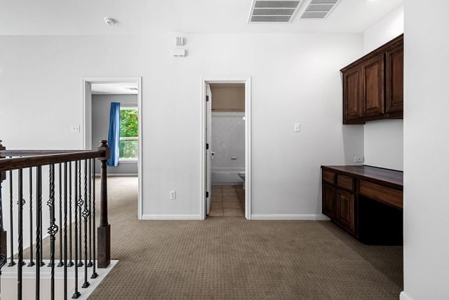 2705 Golden Gate PARK, Austin, TX 78732