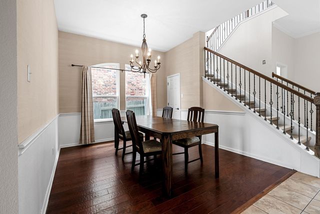 2705 Golden Gate PARK, Austin, TX 78732
