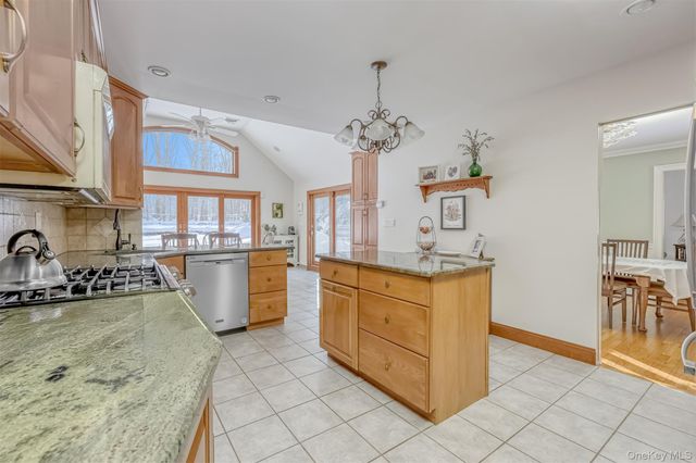 29 Marget Ann Lane, Suffern, NY 10901