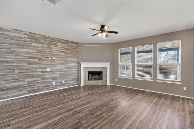 2318 Hillgrove Court, Mansfield, TX 76063