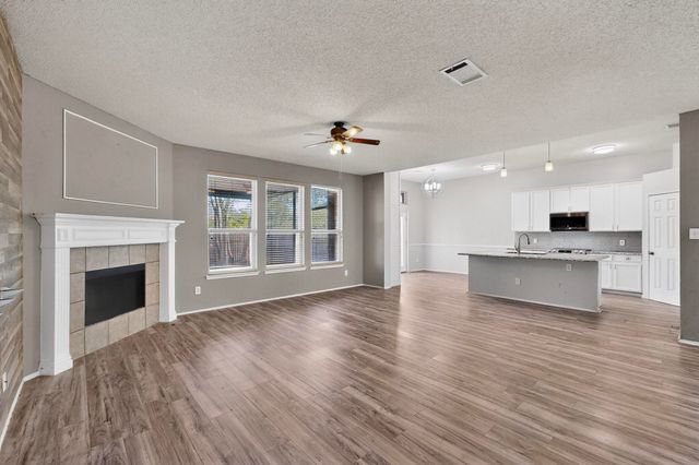 2318 Hillgrove Court, Mansfield, TX 76063