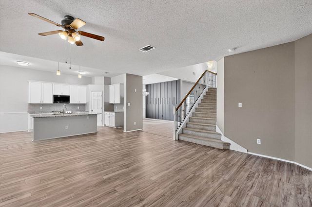 2318 Hillgrove Court, Mansfield, TX 76063