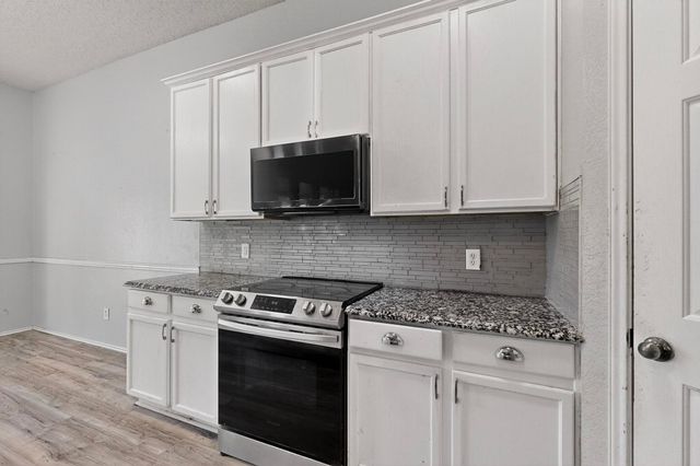 2318 Hillgrove Court, Mansfield, TX 76063