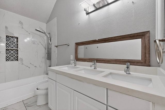 2318 Hillgrove Court, Mansfield, TX 76063