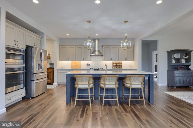 315 GOSHAWKS RD, Denver, PA 17517