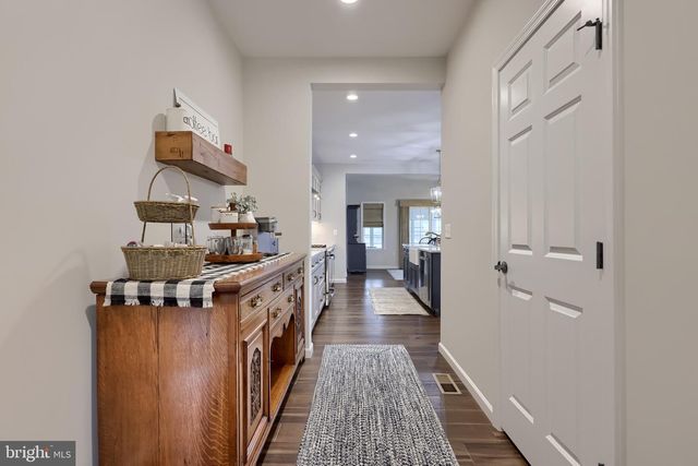 315 GOSHAWKS RD, Denver, PA 17517