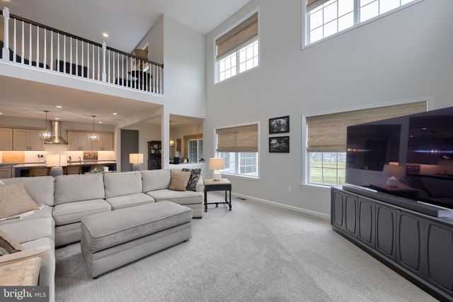 315 GOSHAWKS RD, Denver, PA 17517