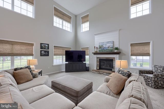 315 GOSHAWKS RD, Denver, PA 17517