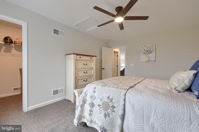 315 GOSHAWKS RD, Denver, PA 17517