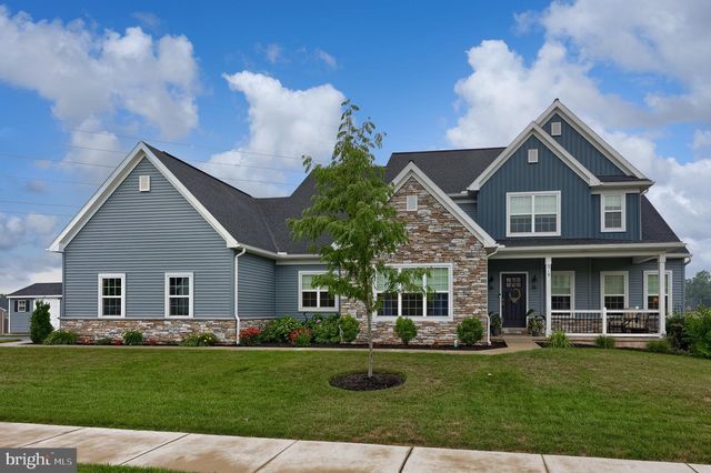 315 GOSHAWKS RD, Denver, PA 17517