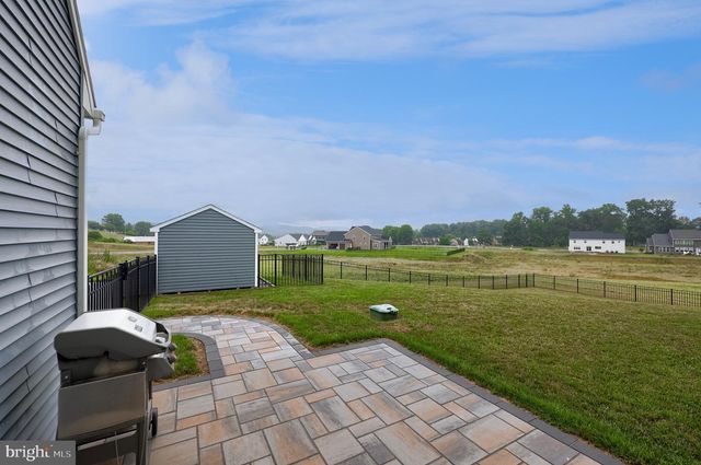 315 GOSHAWKS RD, Denver, PA 17517