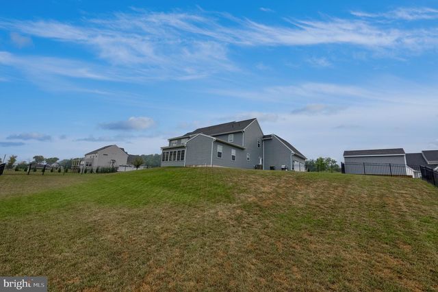 315 GOSHAWKS RD, Denver, PA 17517