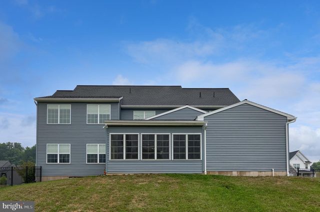 315 GOSHAWKS RD, Denver, PA 17517