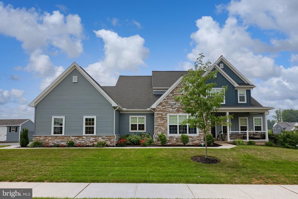 315 GOSHAWKS RD, Denver, PA 17517