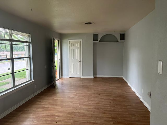 6 Pershing Drive, Denison, TX 75020