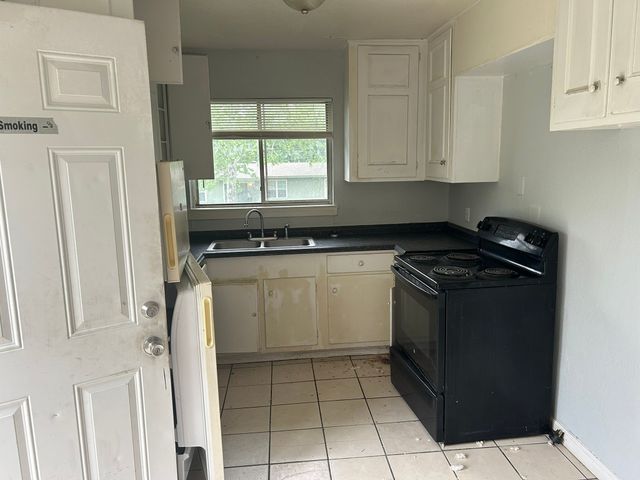 6 Pershing Drive, Denison, TX 75020