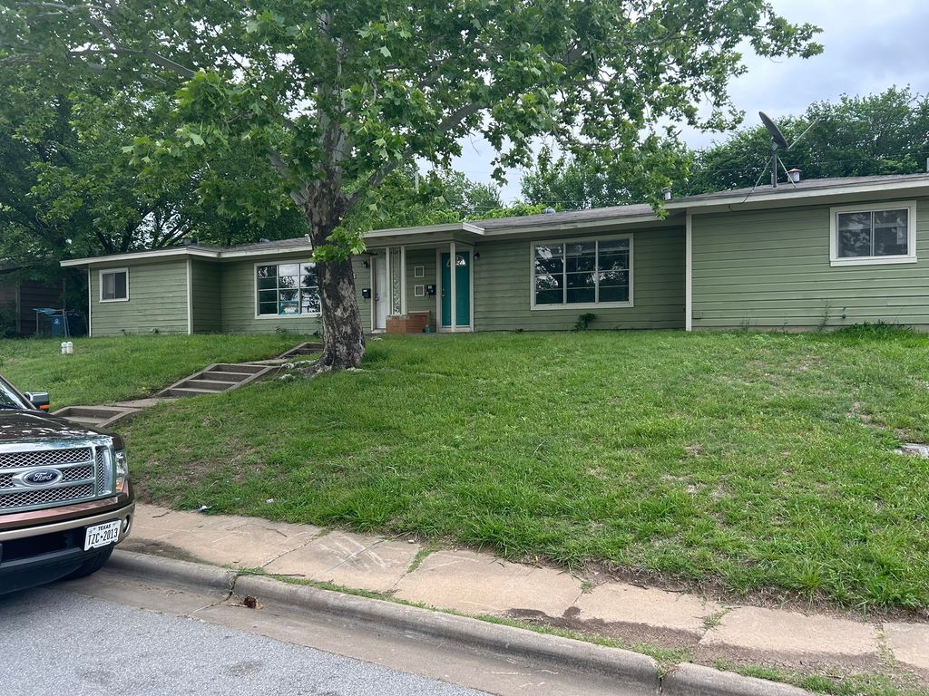 6 Pershing Drive, Denison, TX 75020