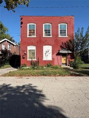 1515 Newhouse, St Louis, MO 63107