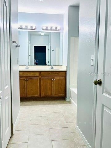 10036 PERTHSHIRE CIRCLE, Land O Lakes, FL 34638