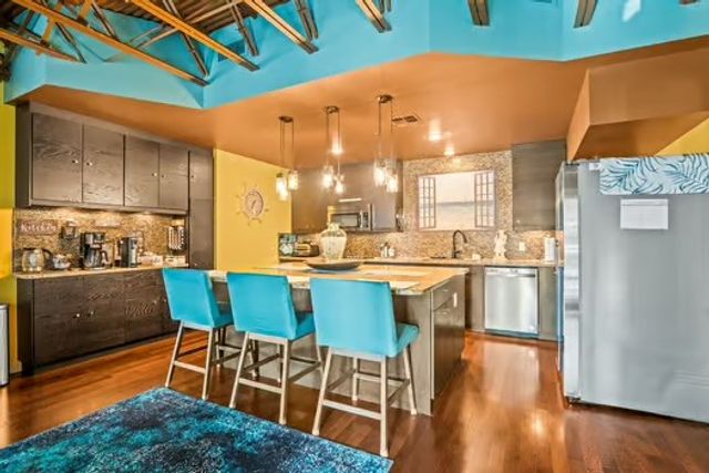 901 N Upper Broadway St. St 201, Corpus Christi, TX 78401