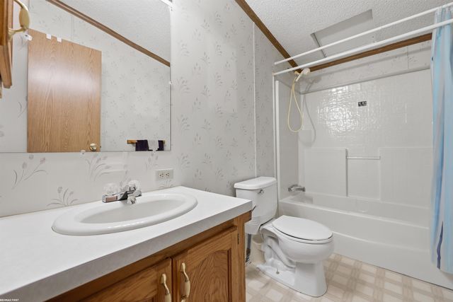 400 W 5th Street, Imlay City, MI 48444