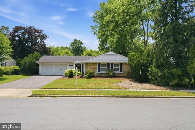 1746 SWINBURNE AVE, Crofton, MD 21114