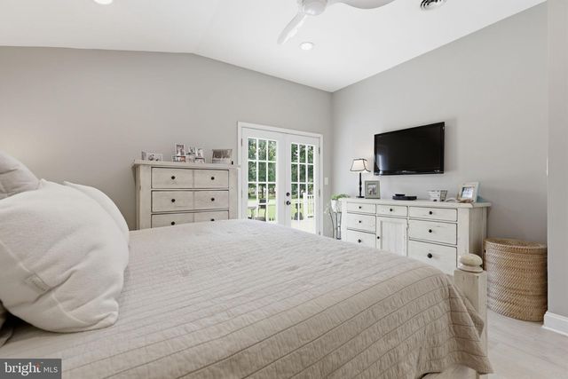 1746 SWINBURNE AVE, Crofton, MD 21114