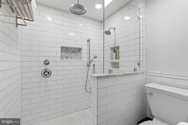 1746 SWINBURNE AVE, Crofton, MD 21114