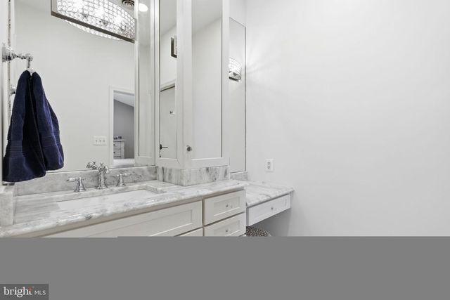 1746 SWINBURNE AVE, Crofton, MD 21114