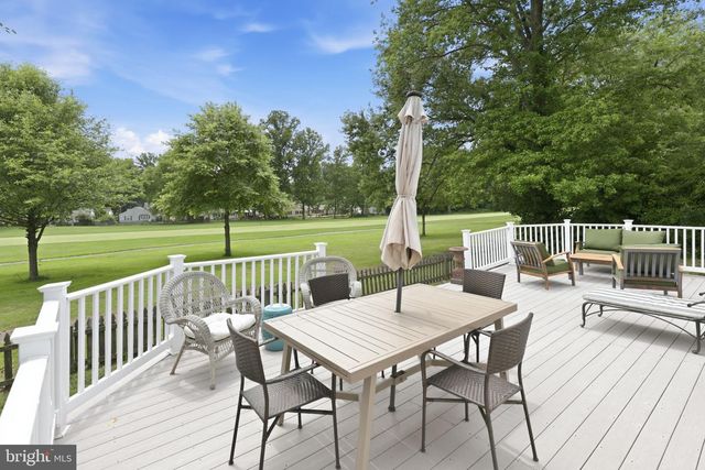 1746 SWINBURNE AVE, Crofton, MD 21114