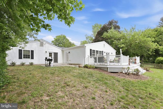 1746 SWINBURNE AVE, Crofton, MD 21114