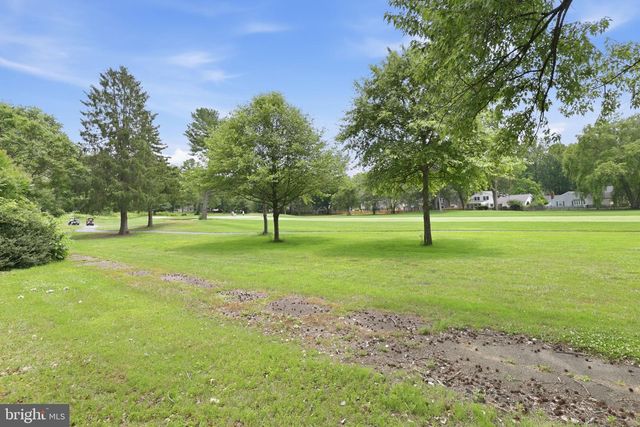 1746 SWINBURNE AVE, Crofton, MD 21114