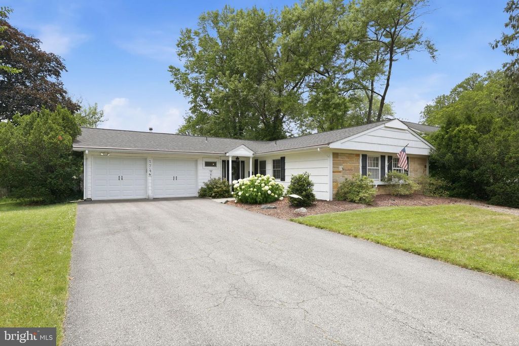 1746 SWINBURNE AVE, Crofton, MD 21114