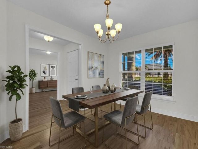 2216 SW 8th CT, Cape Coral, FL 33991