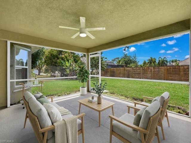 2216 SW 8th CT, Cape Coral, FL 33991