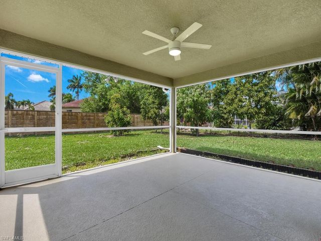 2216 SW 8th CT, Cape Coral, FL 33991