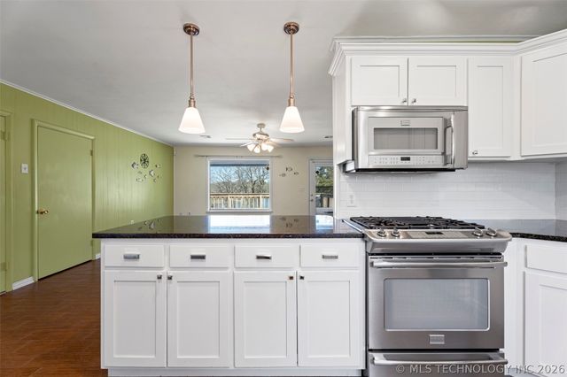 5057 E 425 Road, Adair, OK 74330