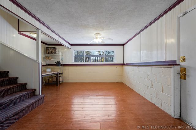 5057 E 425 Road, Adair, OK 74330