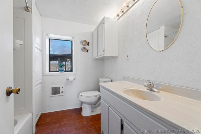 5057 E 425 Road, Adair, OK 74330